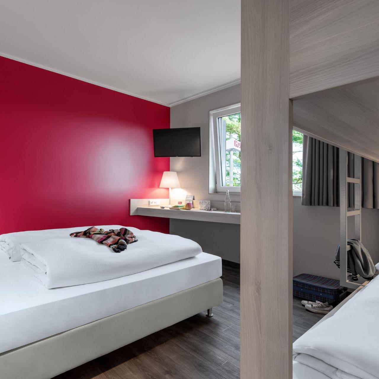 Serways Hotel Lüneburger Heide West Bispingen Exterior foto
